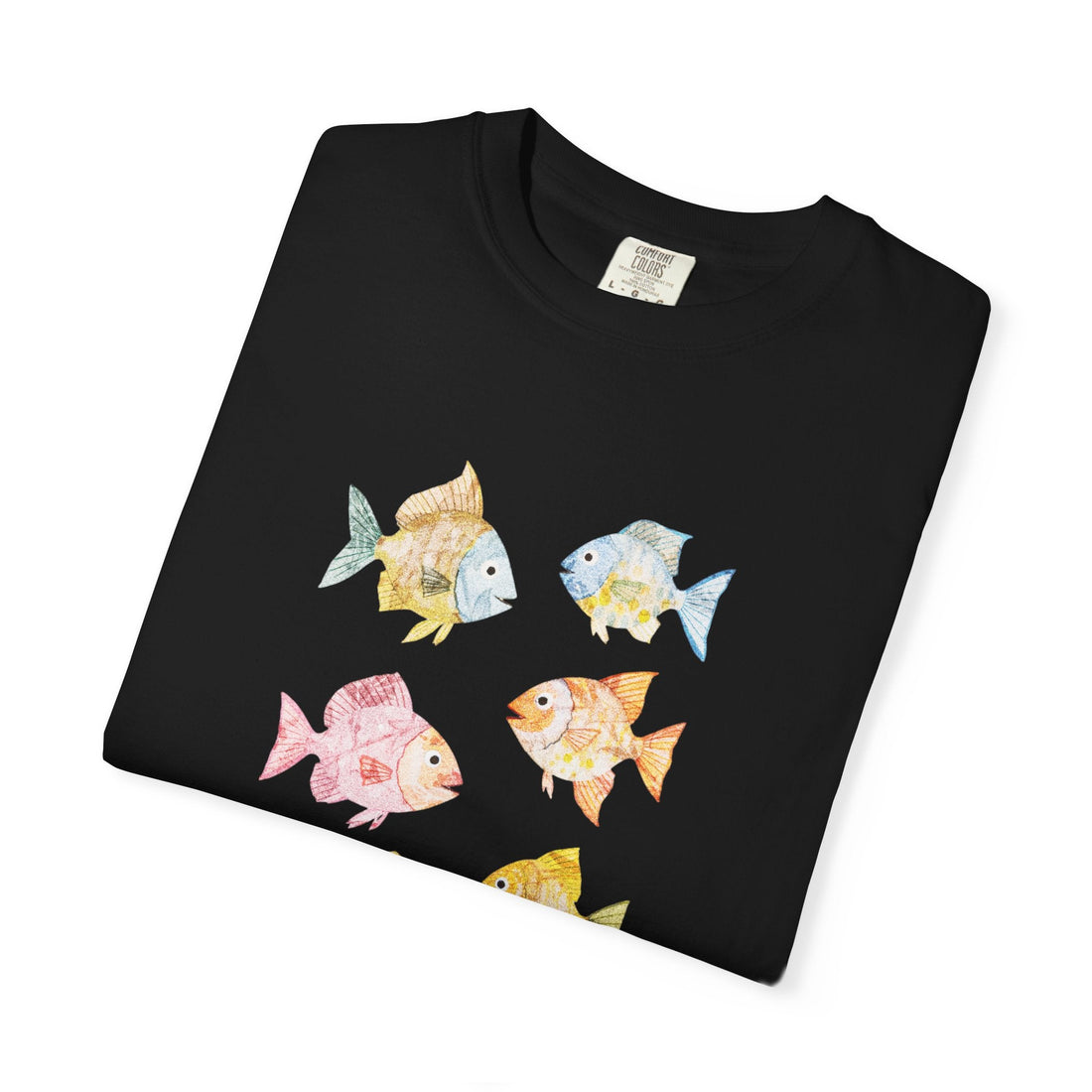 black comfort colors sort sleeve t-shirt wit small fish graphics on the front