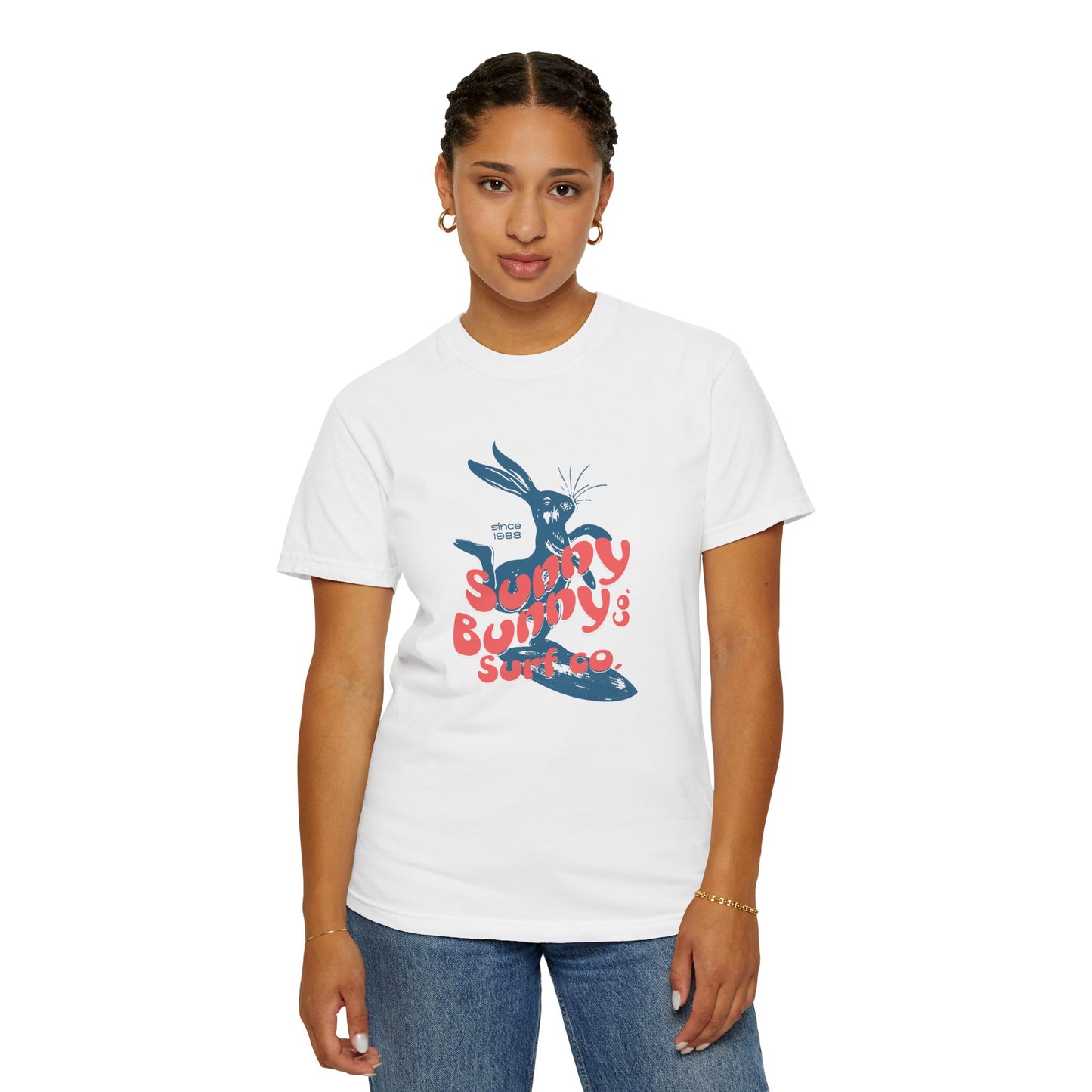 Playful Bunny Surfer Unisex Vintage T-shirt for Surf Lovers, Graphic Tee, Beachwear, Summer Vacay, Unique Gift for Her Or Him