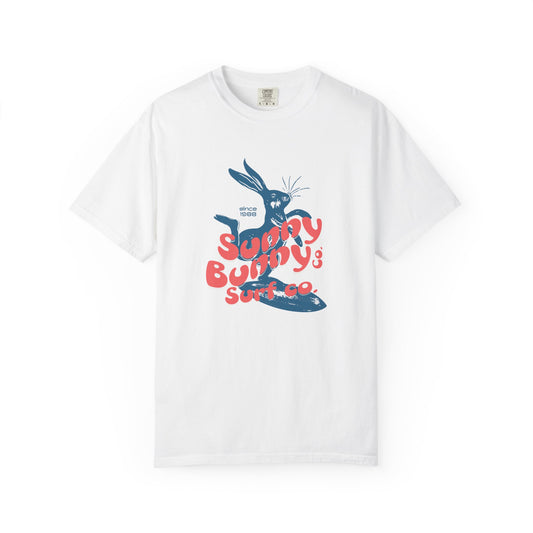 Playful Bunny Surfer Unisex Vintage T-shirt for Surf Lovers, Graphic Tee, Beachwear, Summer Vacay, Unique Gift for Her Or Him