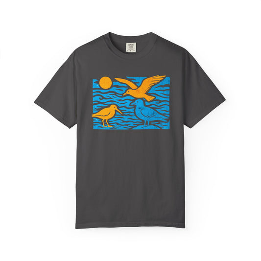 Vibrant Bird-Themed Tee: Unisex Garment-Dyed T-Shirt for Nature Lovers, Graphic Bird T-Shirt, Outdoor Adventure Wear, Unique
