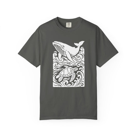 Ocean Life Garment-Dyed Graphic T-shirt - Whale & Turtle Design, Beachwear, Casual Style, Unisex Gift, Nature Lover Apparel