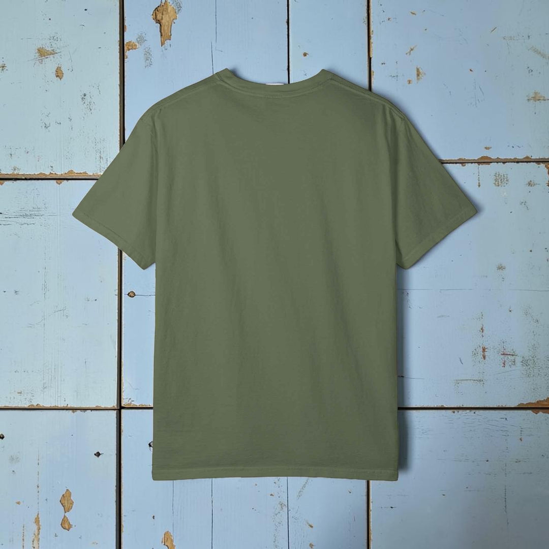 Wonky Pelican Bar Vintage Graphic Tee - Summer Bar T-Shirt
