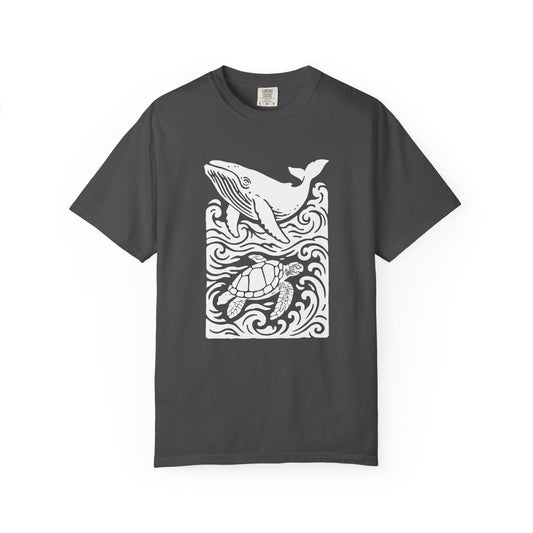 Ocean Life Garment-Dyed Graphic T-shirt - Whale & Turtle Design, Beachwear, Casual Style, Unisex Gift, Nature Lover Apparel