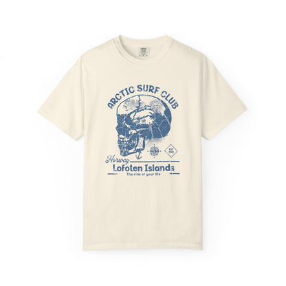 Arctic Surf Club Skull ,Unisex Garment-Dyed T-Shirt Design, Beachwear, Casual Wear, Graphic Tee, Summer Vibes, Gift for Surfers