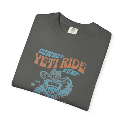 Cowboy Yeti Surfing T-Shirt with Cute Owl Design, Funny Casual Tee for Everyday Wear, Gift for Nature Lovers, Birthday Present, Cute Animal [...]