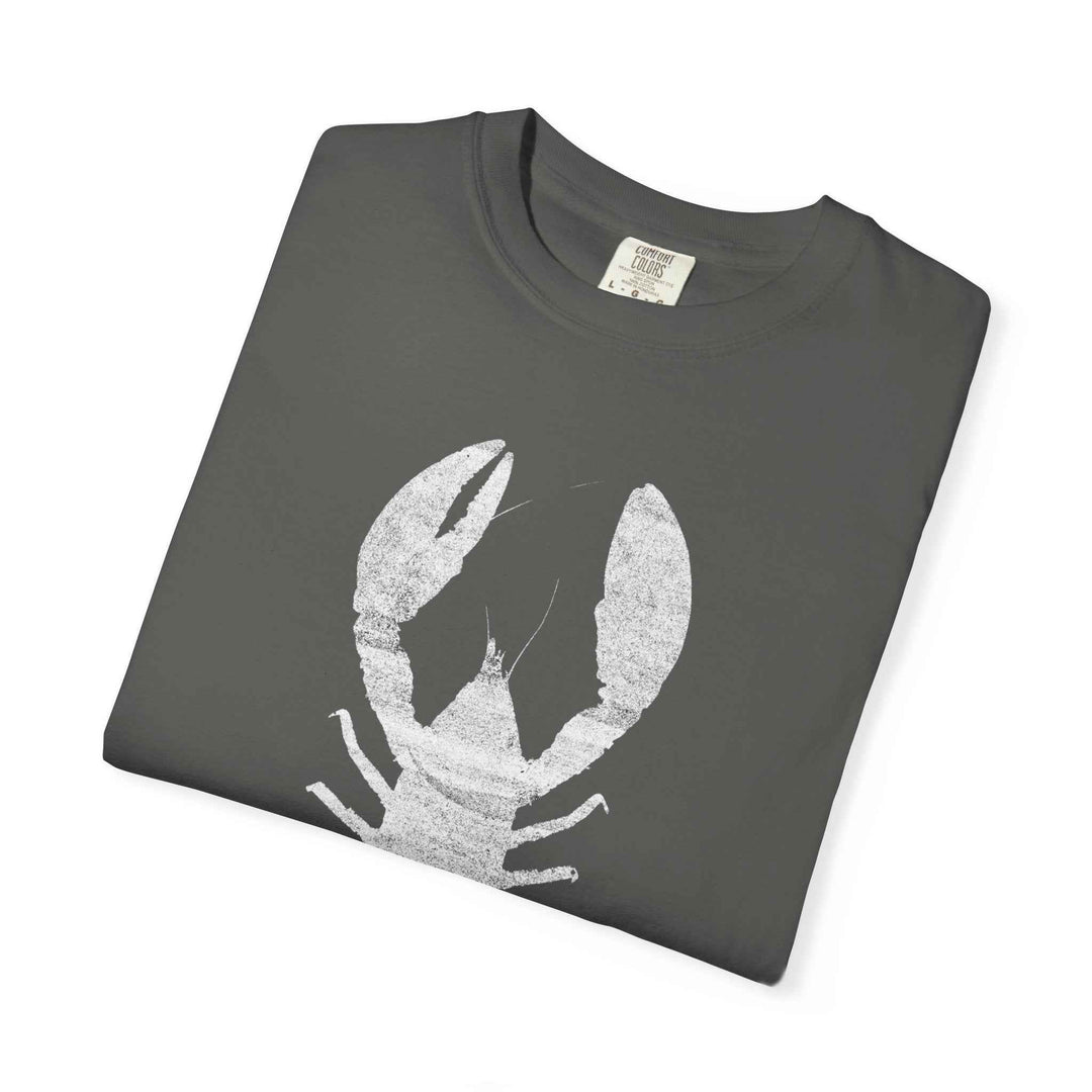 Vintage Wood Faded Lobster Graphic T-Shirt, 100% Ring-Spun Garment-Dyed Cotton
