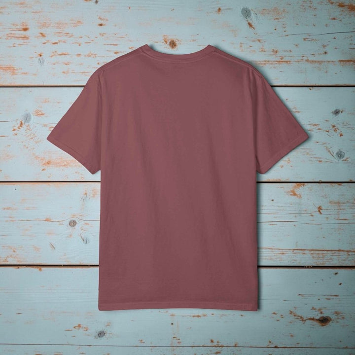 Summer Beach Fest T-Shirt - Vintage Lighthouse Graphic Tee for Coastal Festivals &amp; Vacation