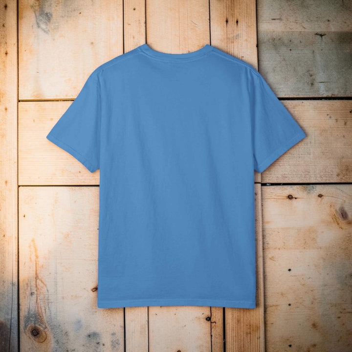 Vintage Wood Faded Lobster Graphic T-Shirt, 100% Ring-Spun Garment-Dyed Cotton